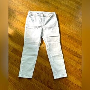 Talbots Size 8 Petite Slim Ankle “Flawless” White Jean Pant Preowned